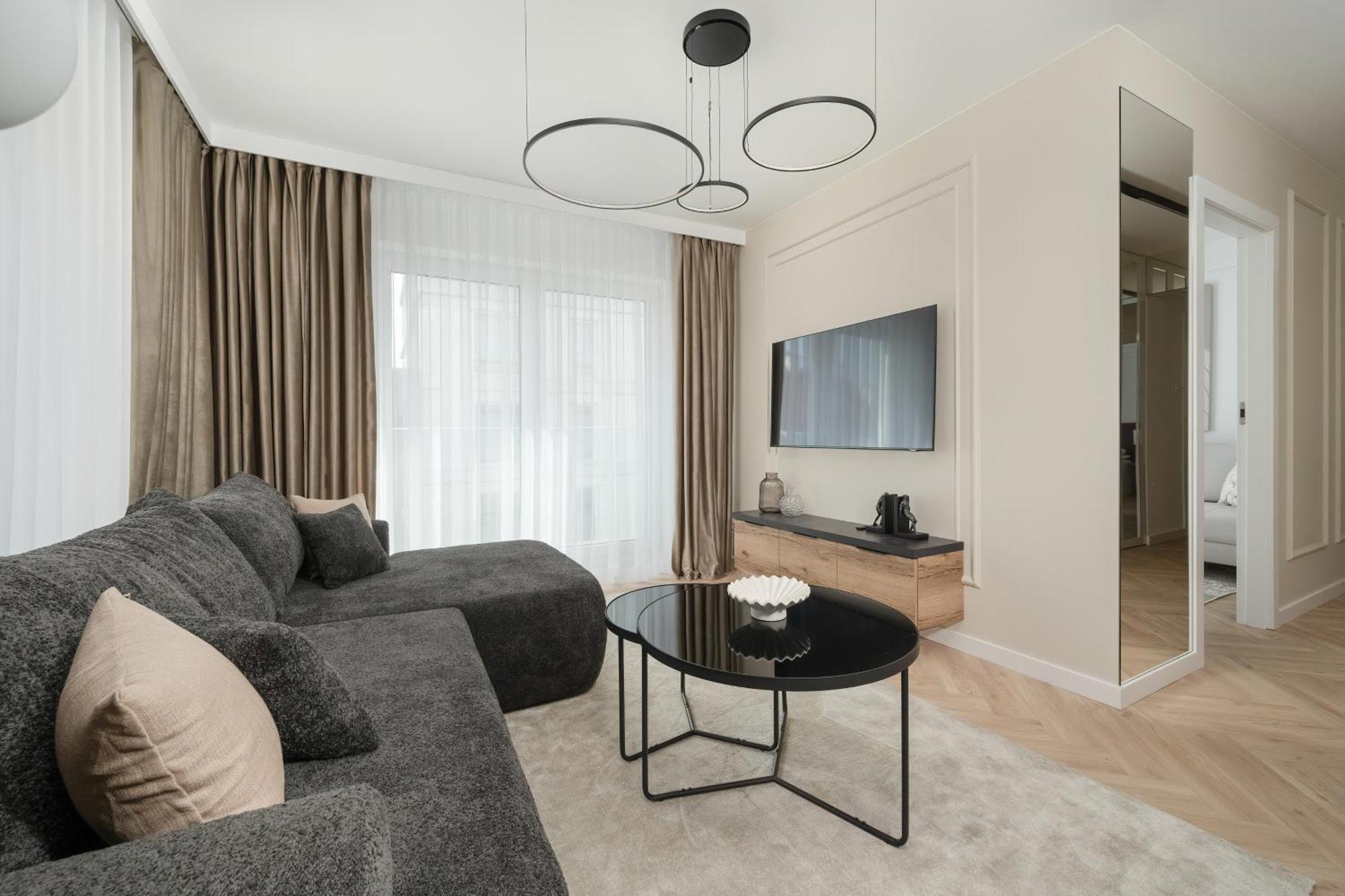 Elegancki Apartament Z Parkingiem Blisko Starego Miasta By Noclegi Renters Vratislav Exteriér fotografie